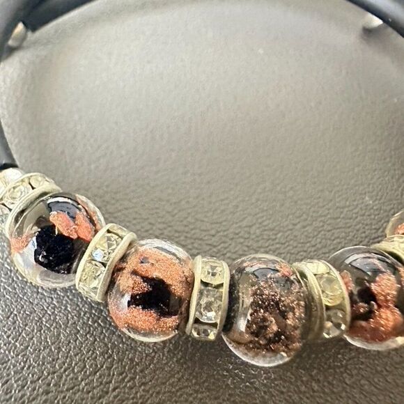 Murano Glass Bracelet Handmade In Italy Memory Wire Lampwork Beads Cuff Black - Picture 4 of 4
